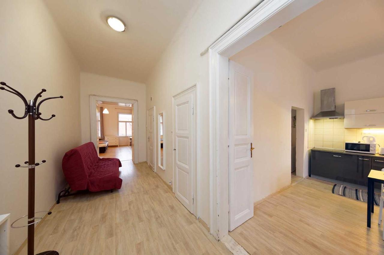 Peter'S Tower Apartments Πράγα Εξωτερικό φωτογραφία