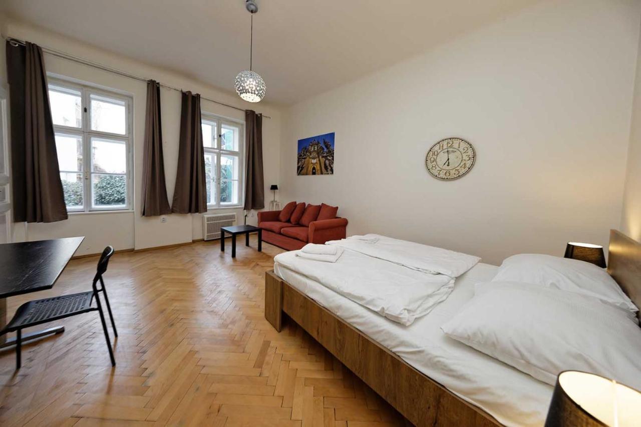 Peter'S Tower Apartments Πράγα Εξωτερικό φωτογραφία