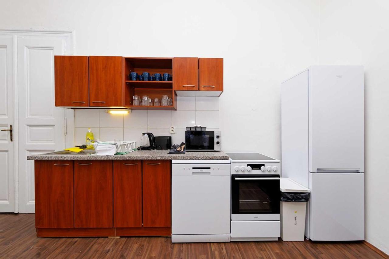 Peter'S Tower Apartments Πράγα Εξωτερικό φωτογραφία