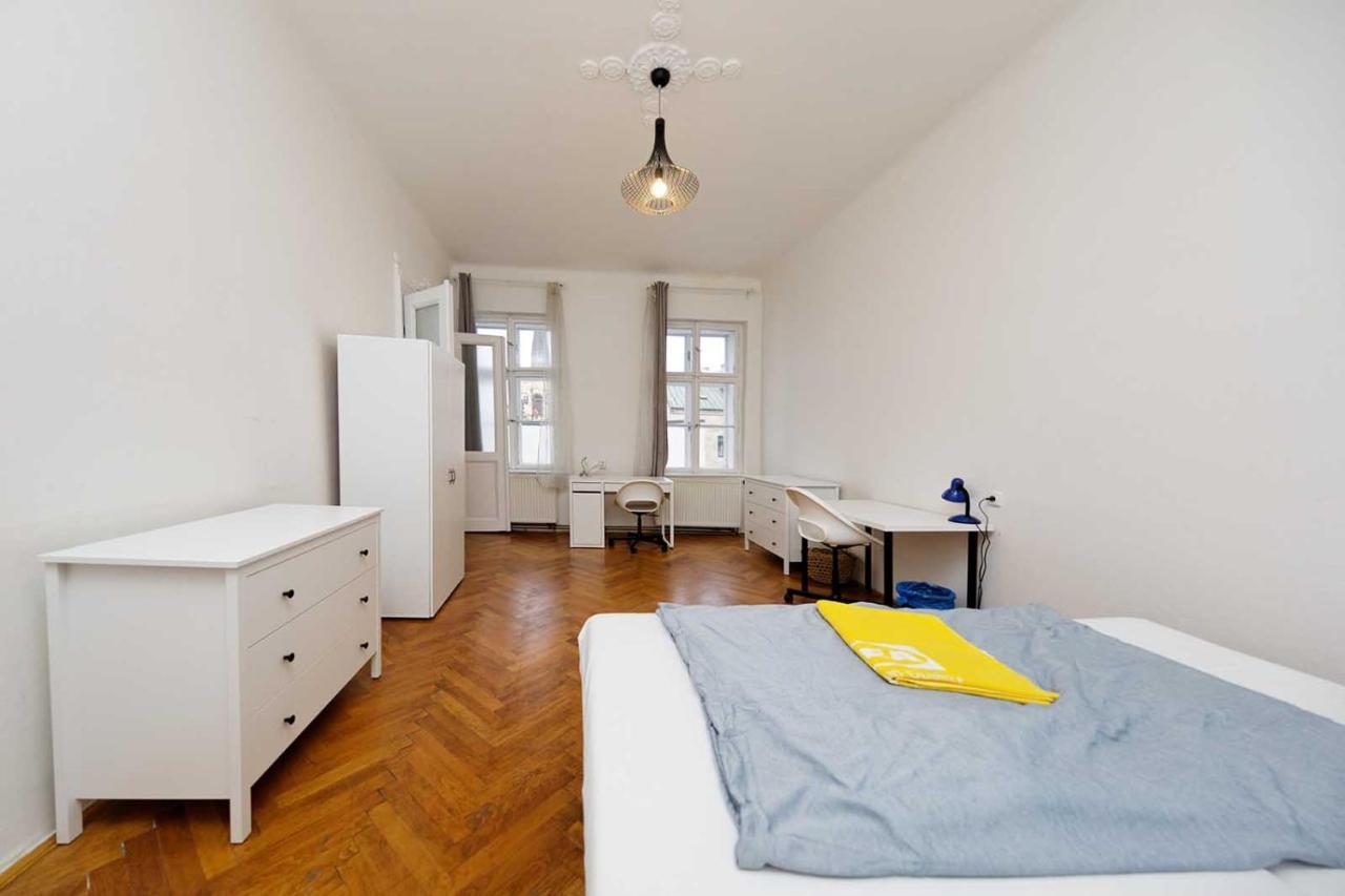 Peter'S Tower Apartments Πράγα Εξωτερικό φωτογραφία